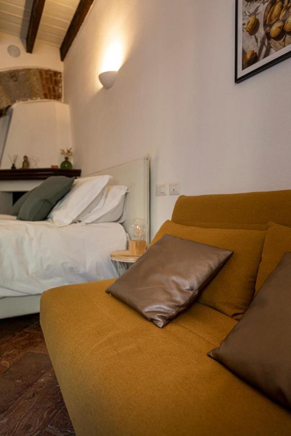 Cozy House In Naviglio Grande - Homy Apartments Milano Exterior foto